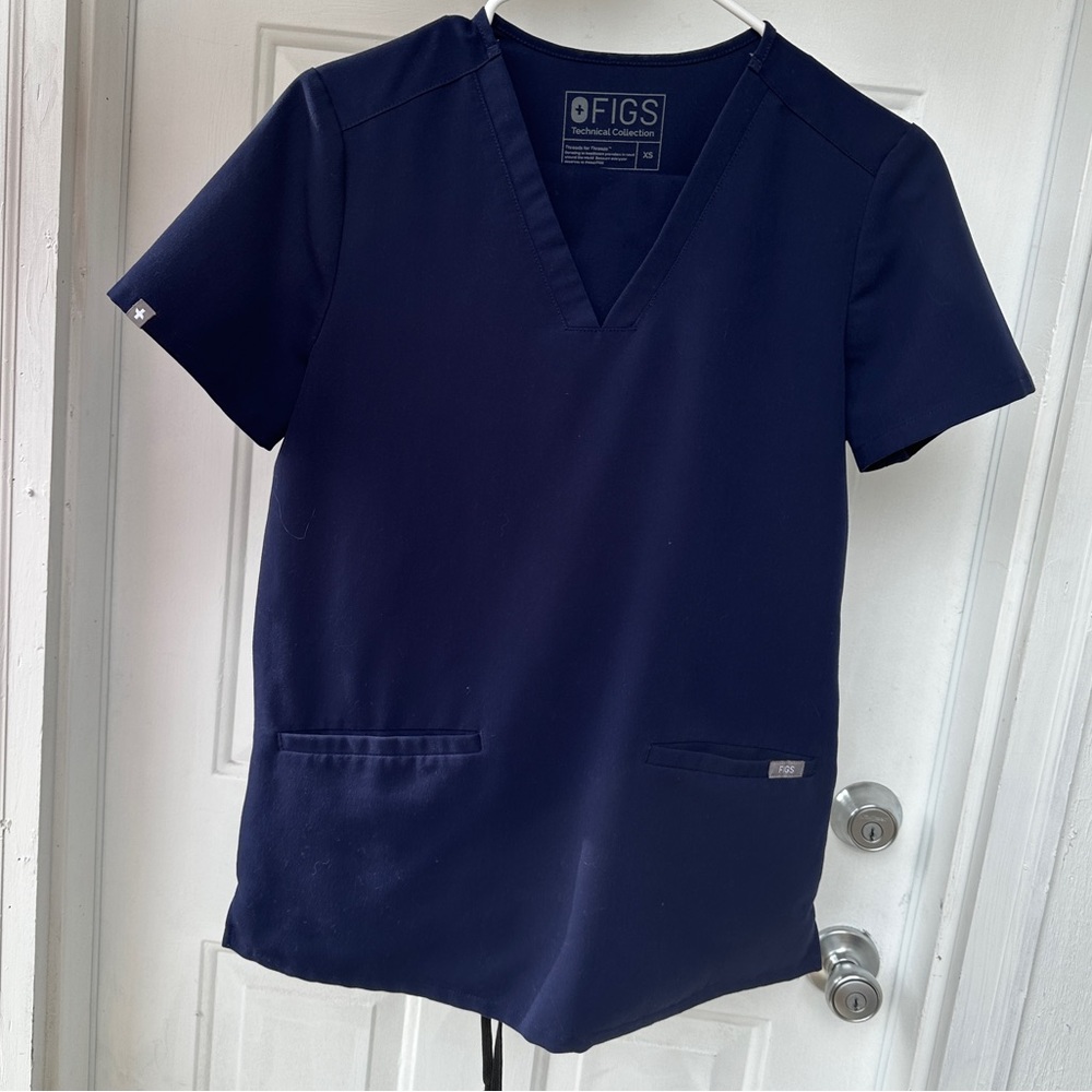Figs Yola Navy Blue Scrubs Set